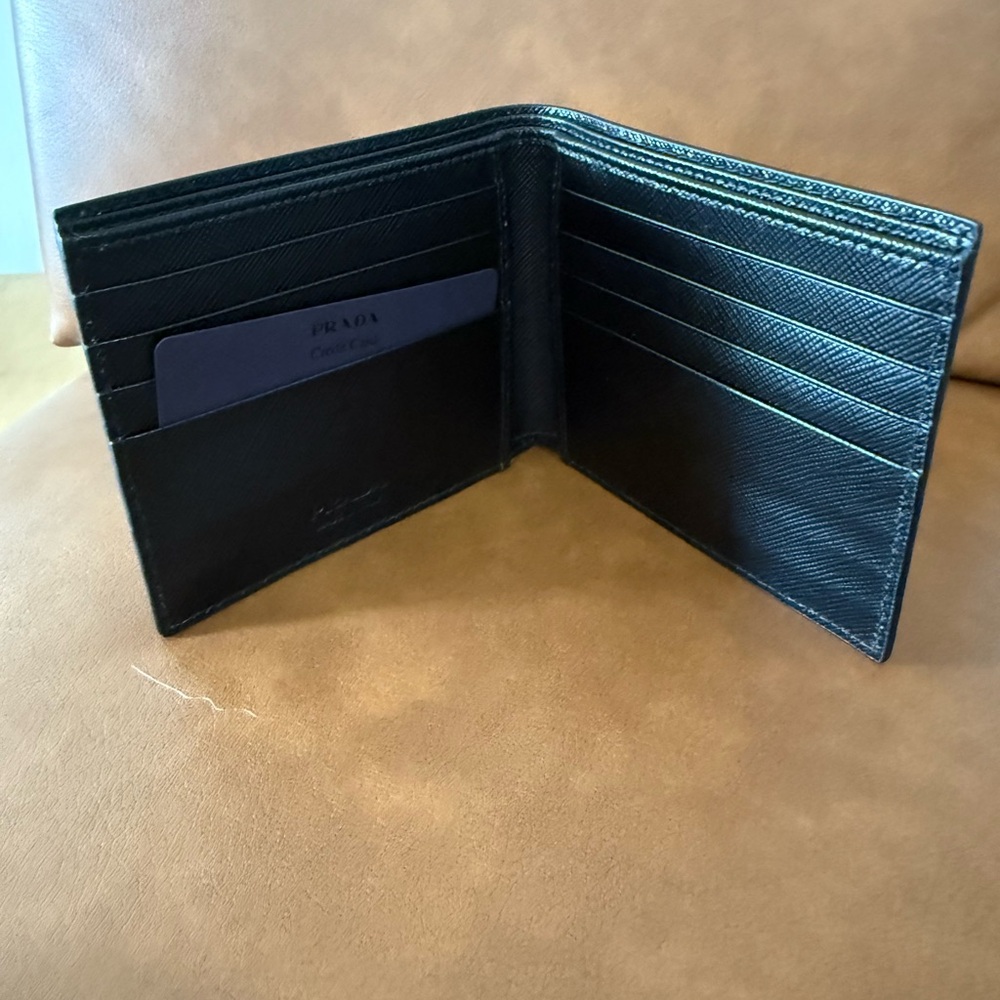 Prada Black Leather Wallet - Picture 2 of 2